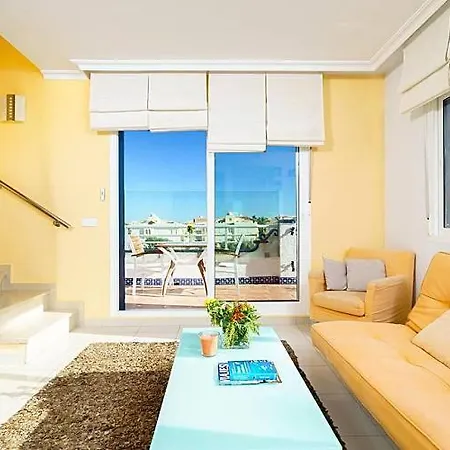 Apartamento ático Medina Molins